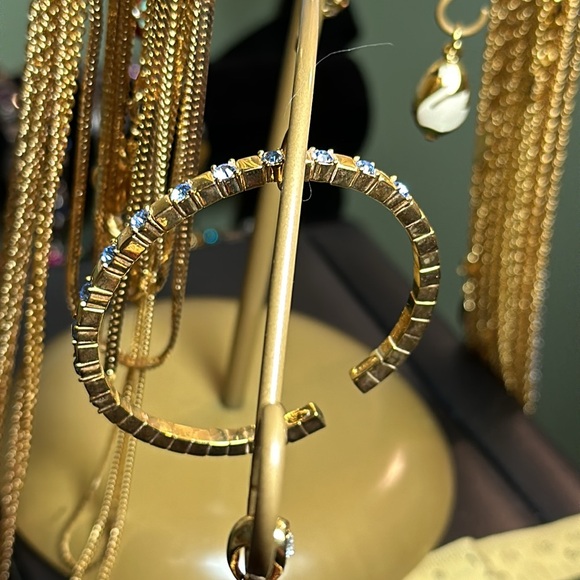 JOAN RIVERS Blue Swarovski Crystal Bangle Cuff - Picture 2 of 4